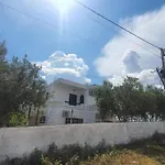 Mihal Apartment *