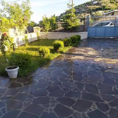 Apartament Mihal *