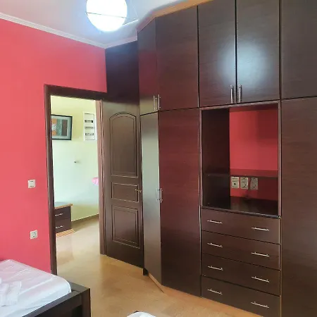 Mihal Apartment Sarandë