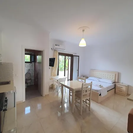 Mihal Apartament *