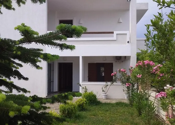 Mihal * Saranda