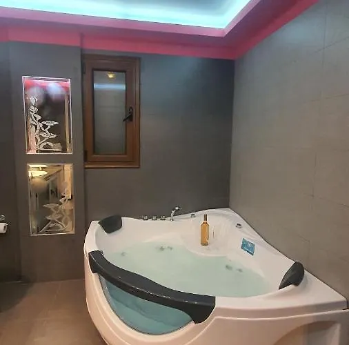 Mihal Appartement Saranda